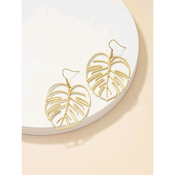 Gold Monstera Leaf Drop Earrings - Trendy Nature-Inspired Statement Jewelry - Picture 2 of 4